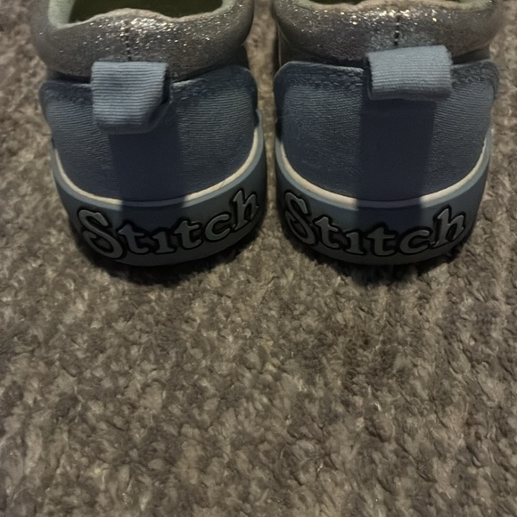 Disney GroundUp Lilo & Stitch Slip On Sneaker Shoe Glitter, Size 2 - Picture 4 of 5